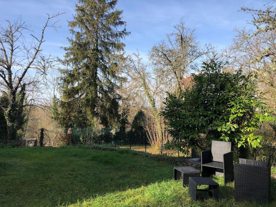 Charmant Gite En Perigord Vert Douchapt المظهر الخارجي الصورة